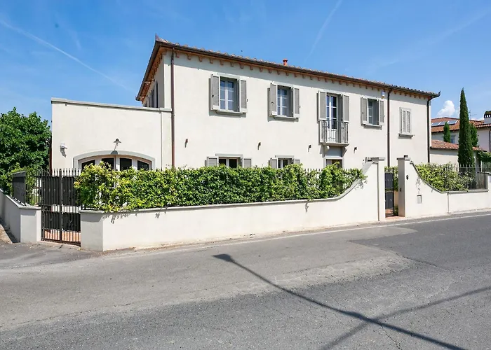 Chic Tuscan With Steam *