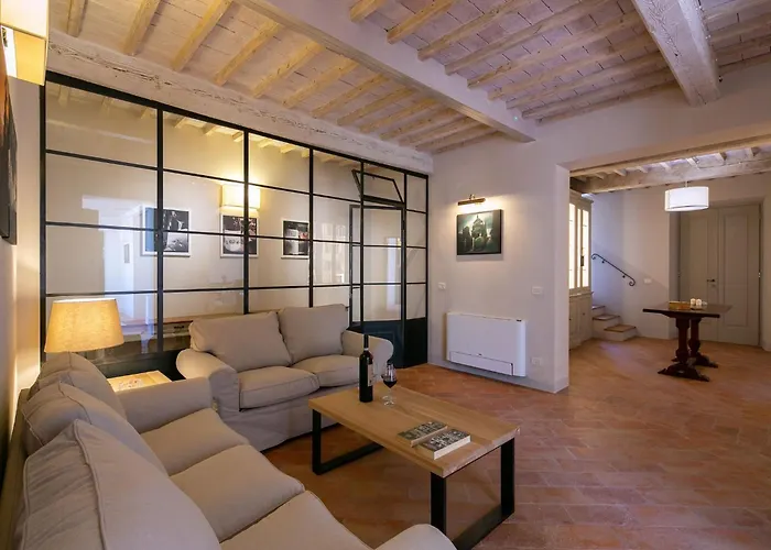 Chic Tuscan With Steam Holiday home