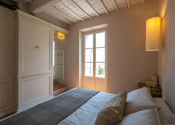 Chic Tuscan With Steam Holiday home